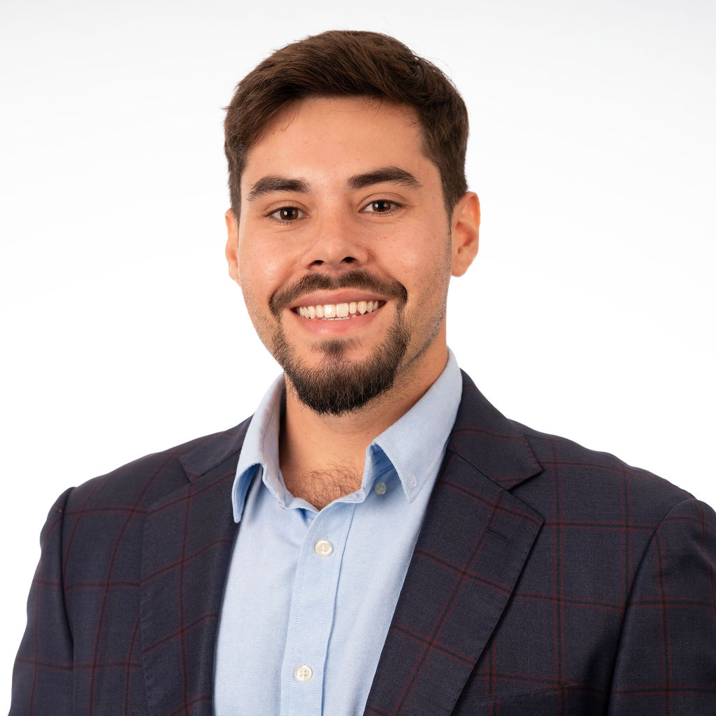 Hugo - Geospatial Specialist with expertise in environmental data science and spatial analysis
